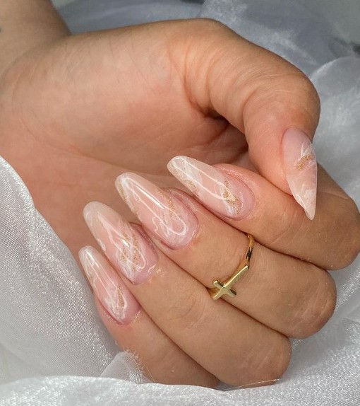 12 stili di nail art per riflettere la tua personalità