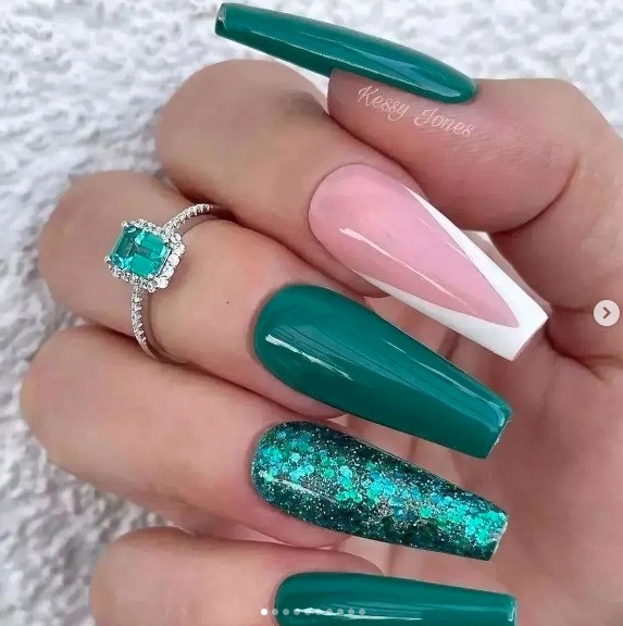 12 styles de nail art pour refléter votre personnalité