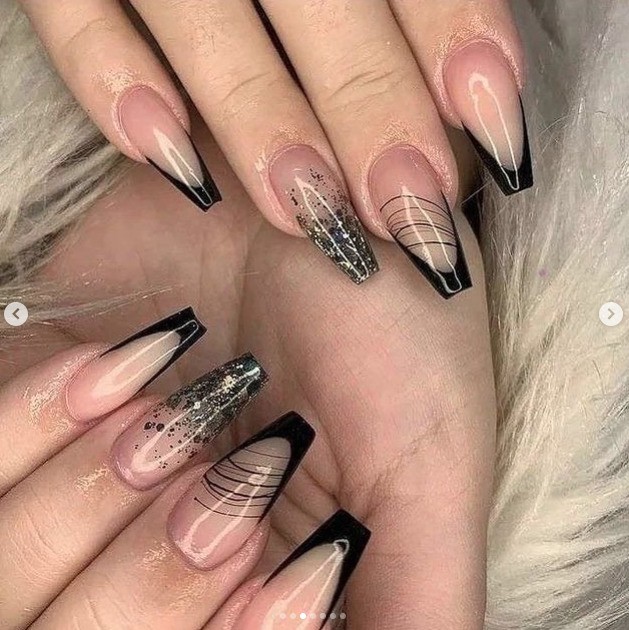 24 encapsulated nail ideas to rock
