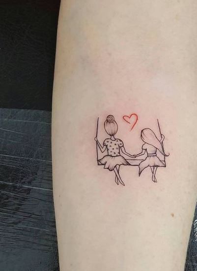 Mother and daughter tattoo: 30 inspirations to mark this love on the skin