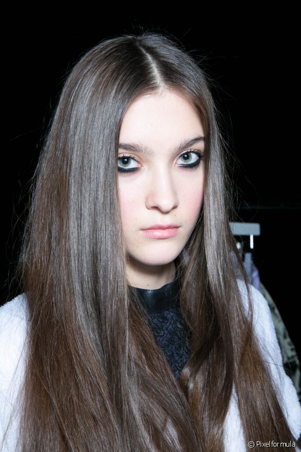 How to make straight hair dry with a flat iron? Tips for perfect straightening