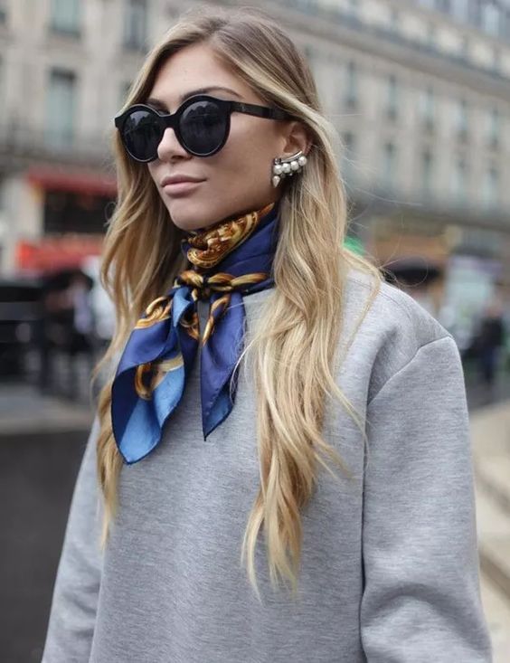 How to wear a scarf around your neck: check out options full of style