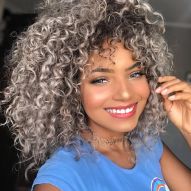 5 conseils pour avoir les cheveux bouclés volumineux de rêve