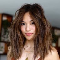 Copper brown on brunettes: 30 photos and tips to bet on the lightened color