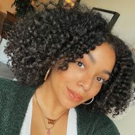 Hydration with aloe vera: tips for treating curly hair