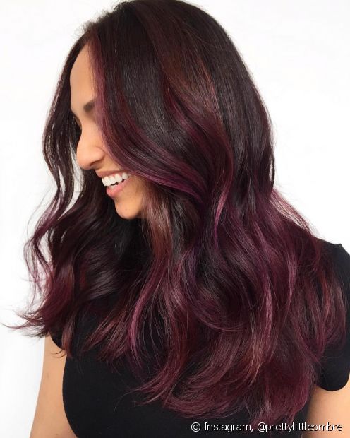 Hair with red highlights: 25 photos with techniques to inspire you!