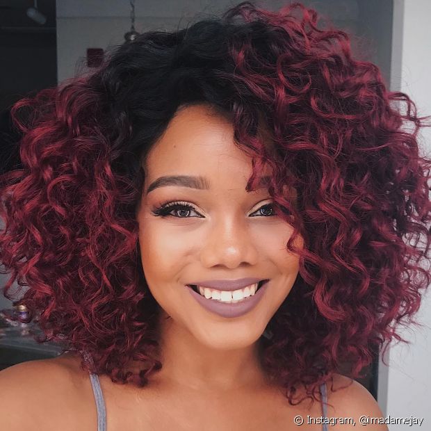 Hair with red highlights: 25 photos with techniques to inspire you!