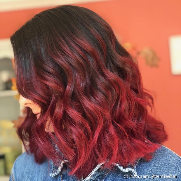 Hair with red highlights: 25 photos with techniques to inspire you!