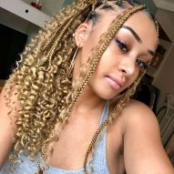 Braid in front of curly hair: 15 photos and tips for a perfect hairstyle