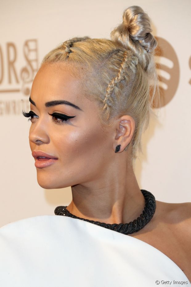 Hairstyles for blonde hair: see 50 photos of bun, braid, ponytail and other styles to inspire you for the next party!