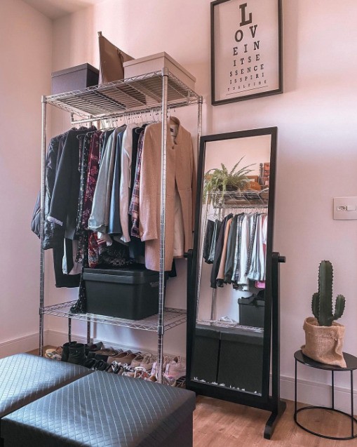 Small closet: see amazing ideas for different styles