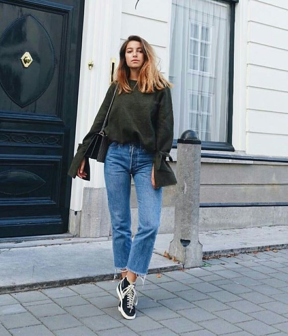 Chic et confortable : découvrez 50 looks avec baskets femme !