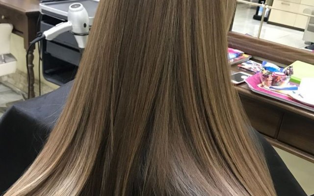 Mèches blondes : voir les possibilités pour illuminer votre look