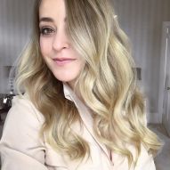 My blonde hair turned purple, how do I get rid of it? Learn how to eliminate unwanted reflections from wires