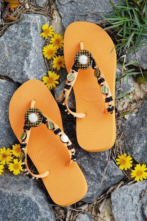 Pantofole decorate con perline e pietre preziose: 23 stili per sfuggire all'ordinario