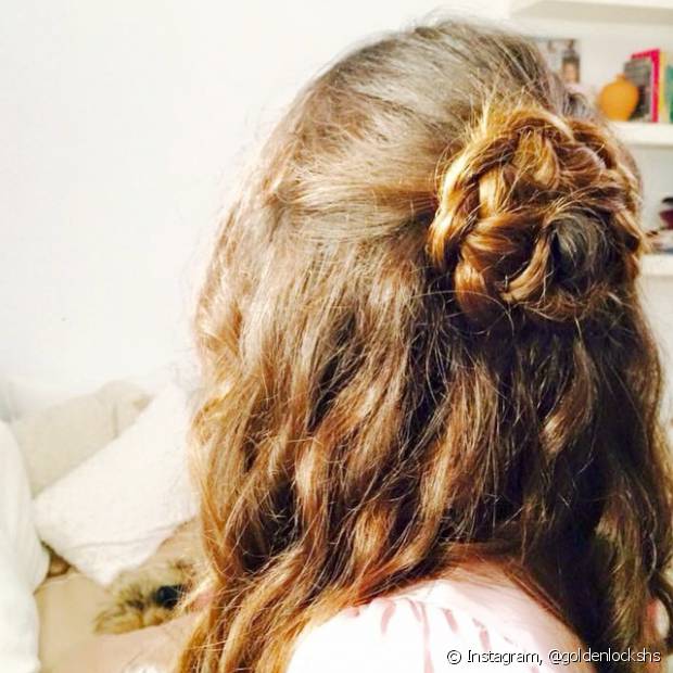 20 coiffures pour cheveux ondulés : inspirez-vous de ces idées et faites vibrer toutes les occasions !