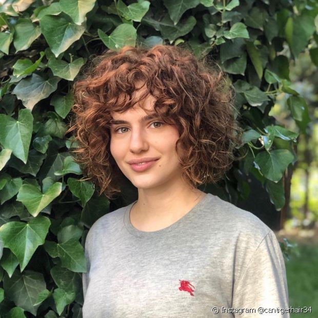 Short layered haircut: 40 photos in curly, kinky, wavy and straight