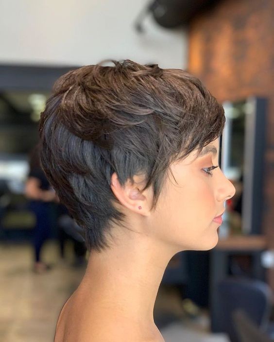Female gradient cut: check out 50 modern and fashionista looks