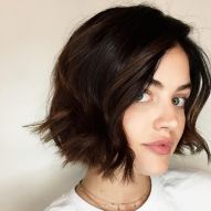 Short wavy hair: cutting tips, how to care for and finish the strands