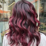 Dark red hair: learn to identify shades such as burgundy, marsala and blackberry + photos