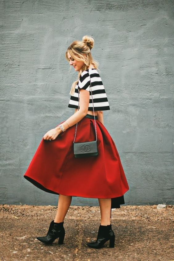 How to wear flared skirt? See 30 stunning examples