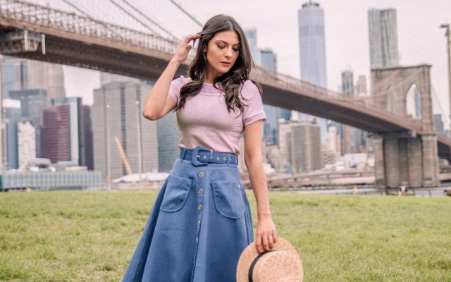 How to wear flared skirt? See 30 stunning examples