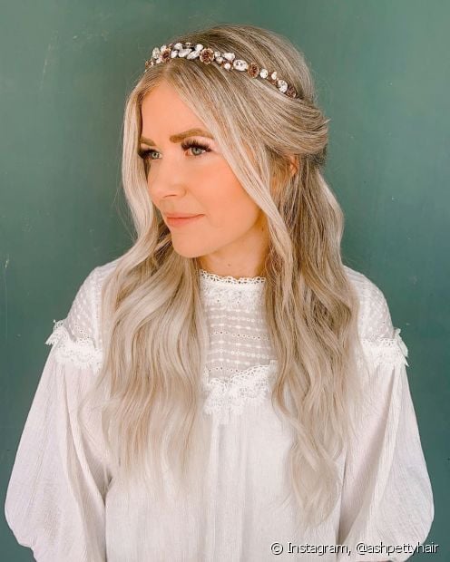 Ombré hair blonde: see 25 photos of the technique that lights up the look without having to dye all the hair