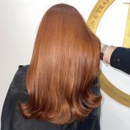 Cheveux cuivrés : tout sur les variations de couleurs, les photos et comment réaliser des mèches cuivrées
