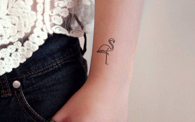 The best ideas to get a tattoo for women on the wrist