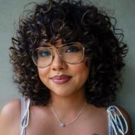 7 Medium Cuts for Curly Hair and Tips for Choosing the Perfect One for You