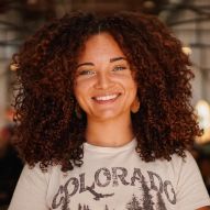 7 Medium Cuts for Curly Hair and Tips for Choosing the Perfect One for You