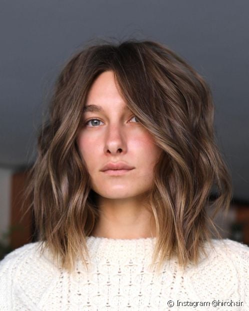 Long bob with lit brunette: 20 beautiful photos of the color and cut combination