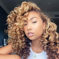 Does black skin match blonde hair? How to choose the best tone to change the look