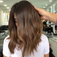 16 ideas for a lit brunette in straight hair and tips to create highlights with a natural effect