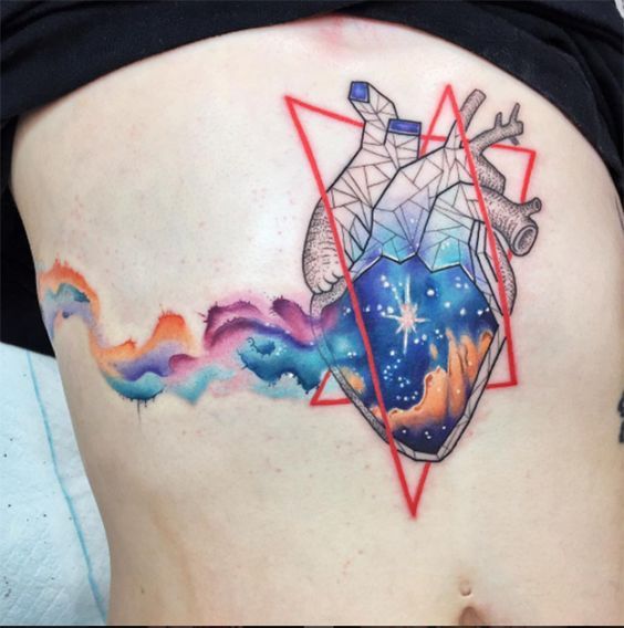 Watercolor tattoos to escape from clichés