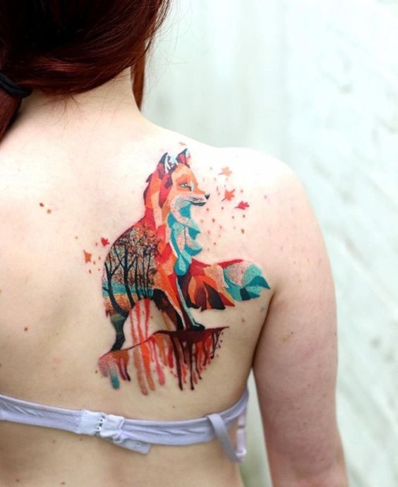 60 inspirations pour les tatouages du dos des femmes