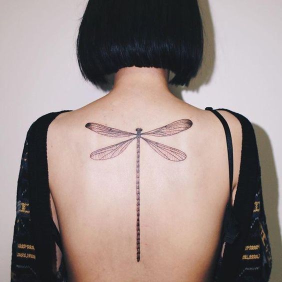 60 inspirations for women's back tattoos