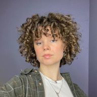 Bob court: apprenez à connaître la coupe de cheveux féminine courte et voyez 20 photos d'inspiration