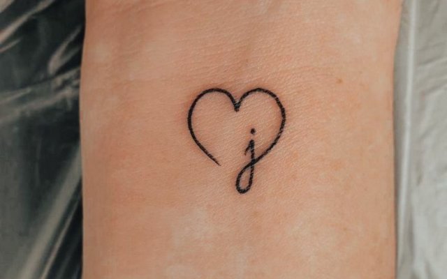 110 opzioni di tatuaggio femminile da stuzzicare!