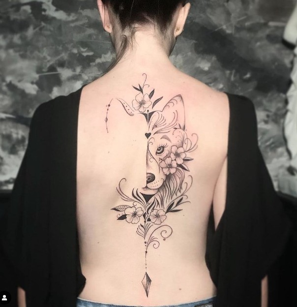 110 opzioni di tatuaggio femminile da stuzzicare!