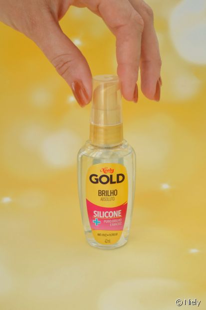 Silicone for hair: discover the ideal for your strands and see tips on how to use it!