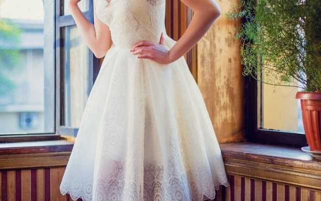 Civil wedding dress: options for an elegant bride