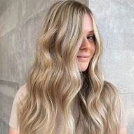 Long blonde hair: 20 inspirations and tips on how to dye it with a light color