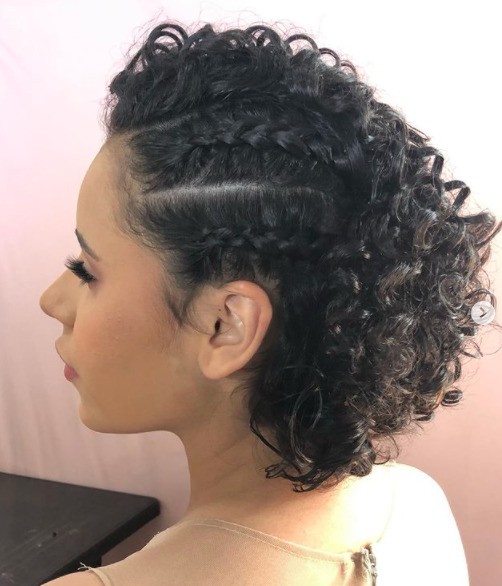 Beautiful hairstyles for short hair that will help you get away from the basics