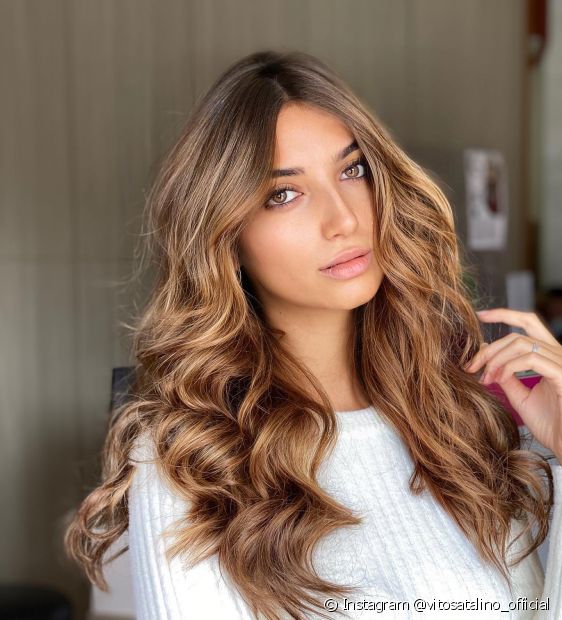 Hair colors for brunettes: know which shades match your skin tone