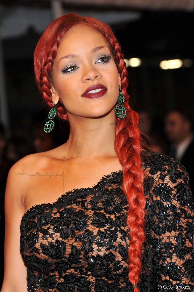 Rihanna: guarda 50 foto dei capelli iconici della cantante, attrazione del Rock in Rio 2015
