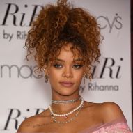 Rihanna : découvrez 50 photos de la coiffure emblématique de la chanteuse, attraction de Rock in Rio 2015