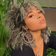 Curly hair with lights: tips on how to take care of discolored hair