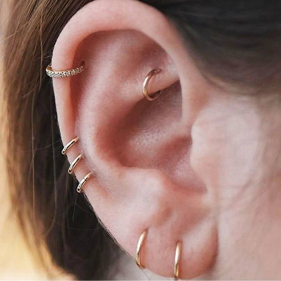 Piercing all'orecchio: cosa devi sapere per posizionarlo