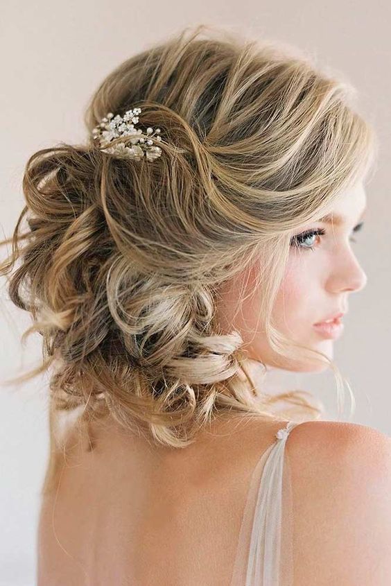 35 bridal hairstyles: loose, tied, short, long and more